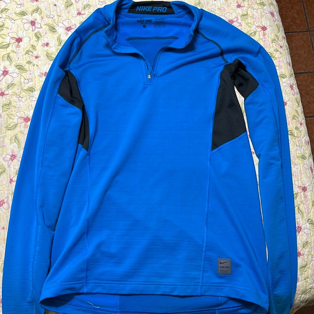 Nike pro